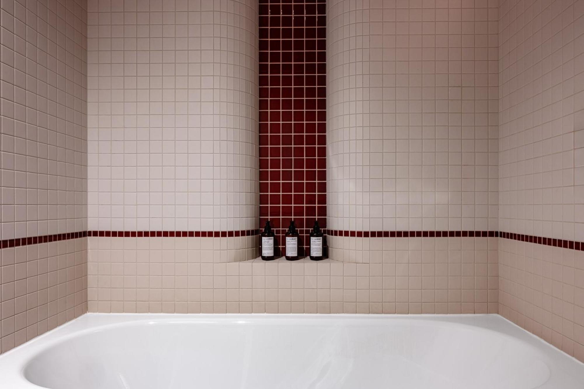 Experimental Marais Hotel Parijs